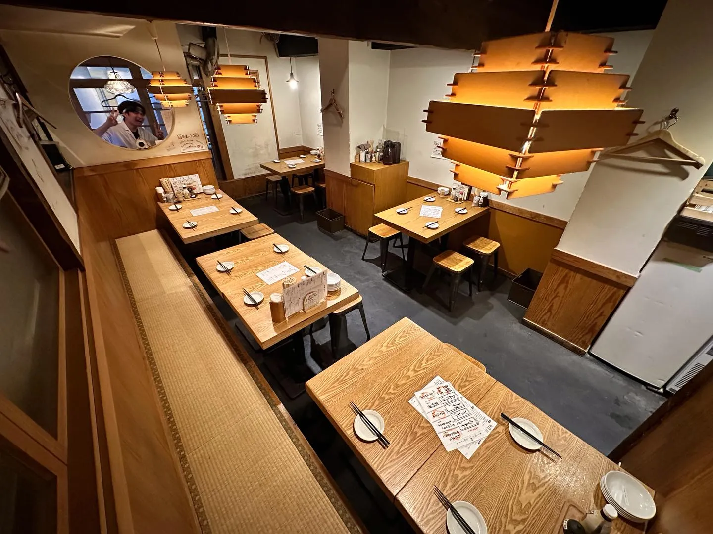 三鷹/焼き鳥/居酒屋/赤提灯/赤星/ふじの/ふじ三/もも吉